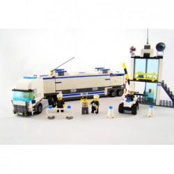 Lego 7743 Police Command...
